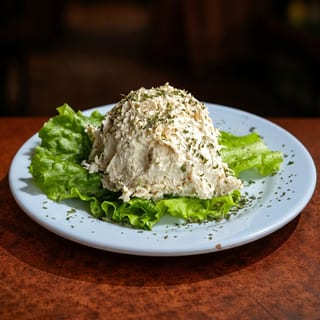 Chicken Salad w/Crostini & Crackers